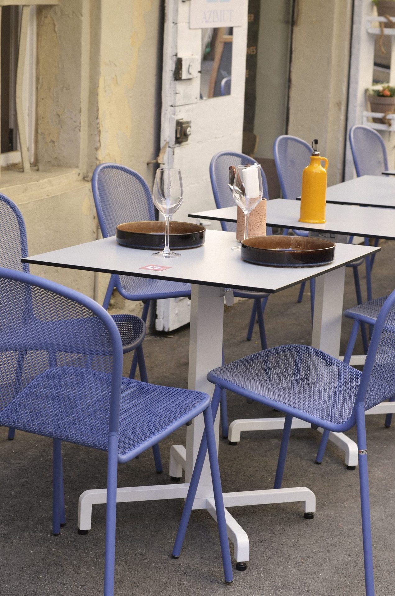 Tables dressées terrasse Azimut